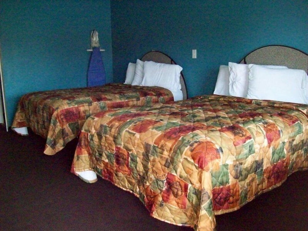Фото Luxury Inn and Suites Seaworld Lackland