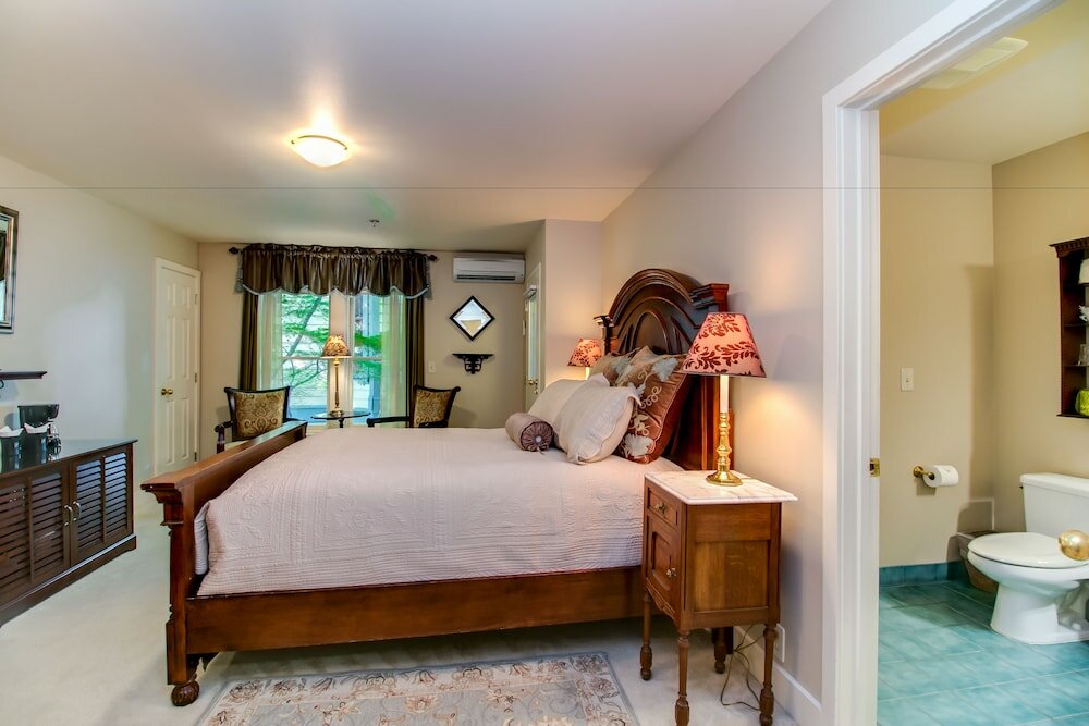 Фото Winchester Inn