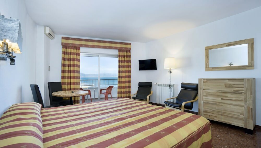 Фото Hotel Apartamentos Bajondillo