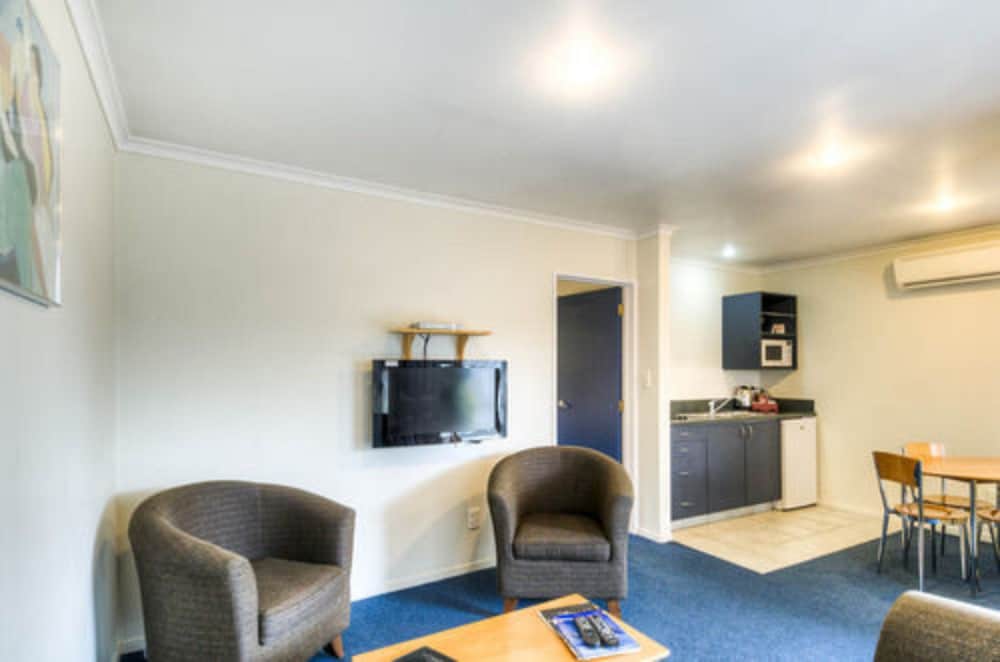 Фото Claremonte Motor Lodge