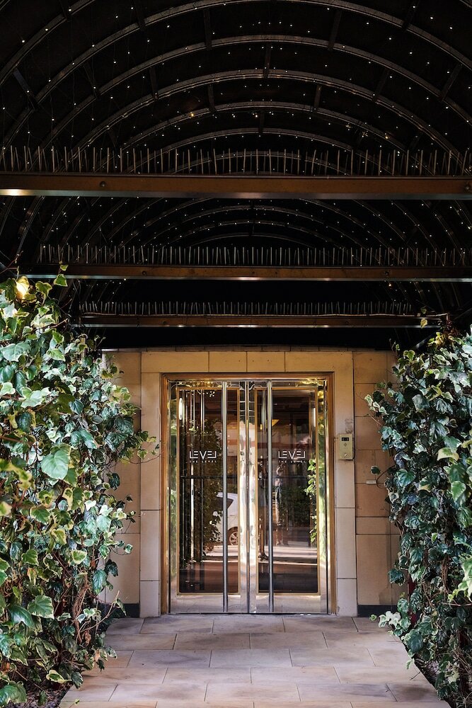 Фото The Level at Meliá White House