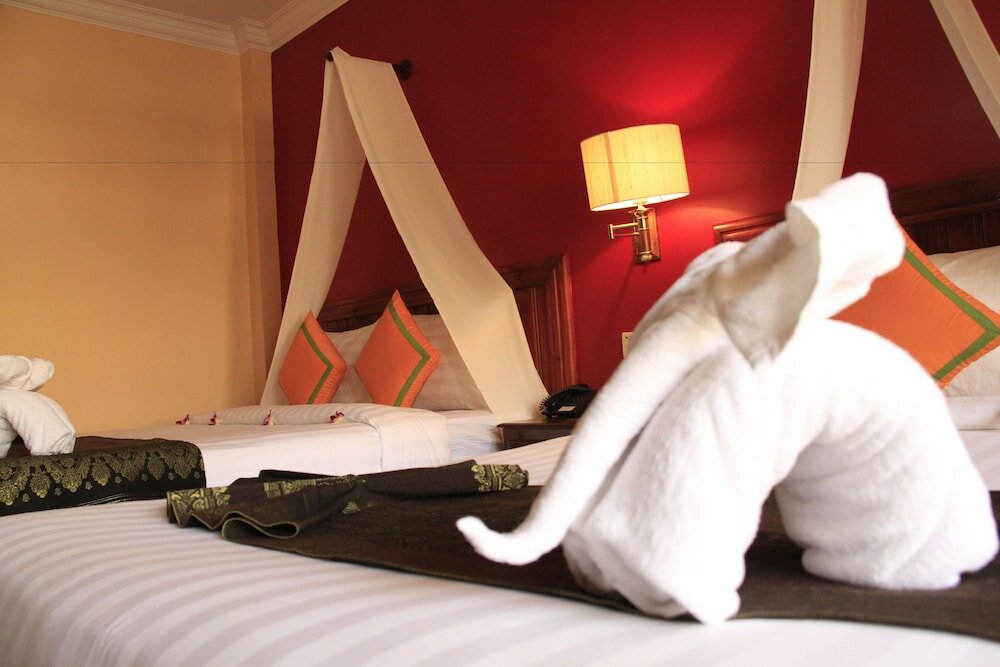 Фото Mekong Angkor Palace Hotel