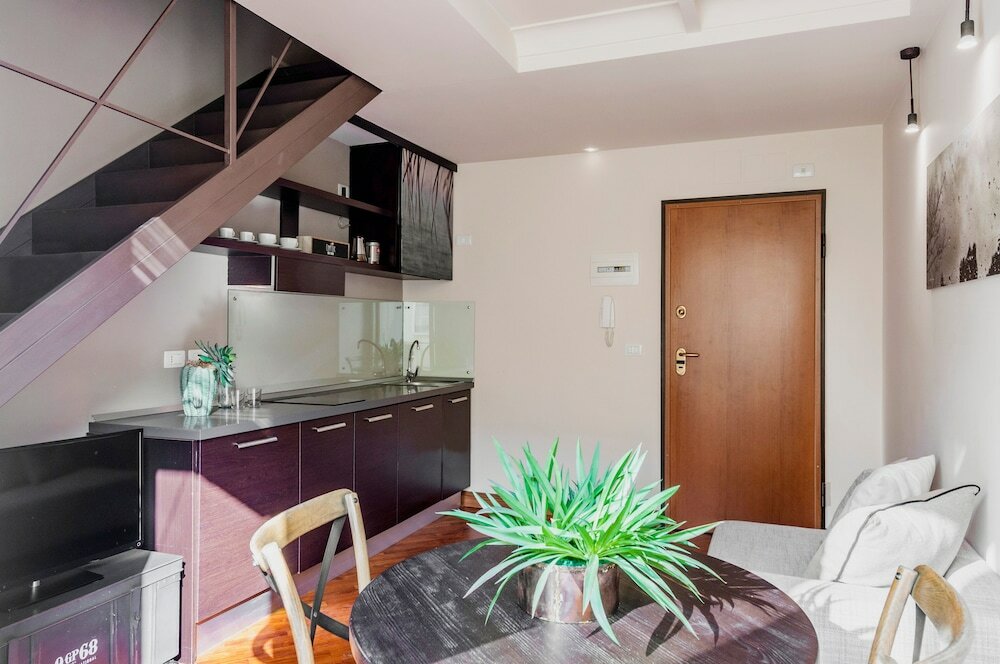 Фото Ferrini Home Piazza Trento