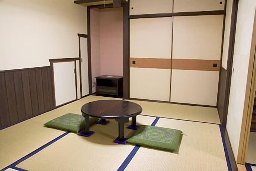 Фото Amanohashidate Ryokan Maruyasu