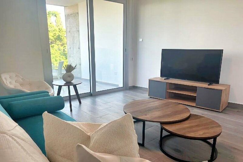 Гостиница Phaedrus Living Coral Suites Harmony в Ларнаке