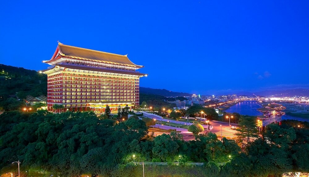 Фото The Grand Hotel