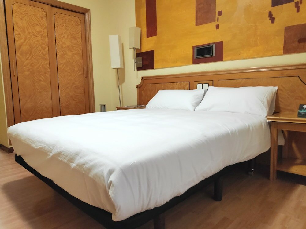 Фото Hotel Alda Centro Zaragoza