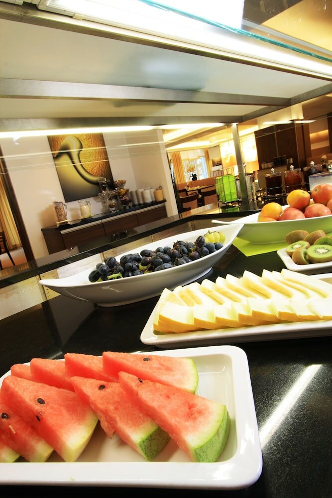 Фото Apartment-Hotel Hamburg Mitte