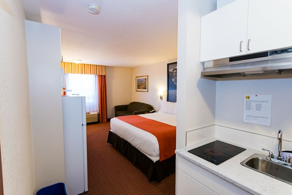 Фото Super 8 by Wyndham Drayton Valley