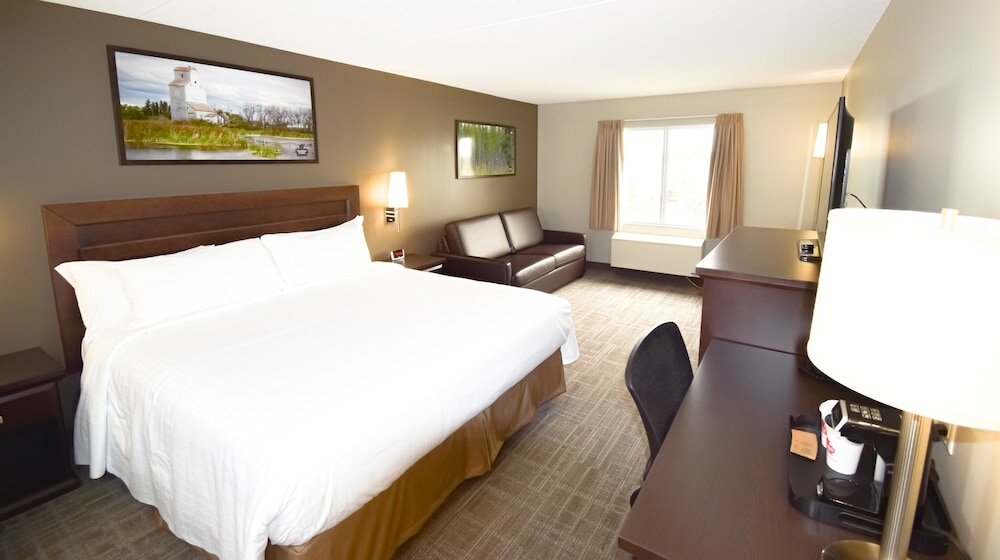Фото Canad Inns Destination Centre Club Regent Casino Hotel