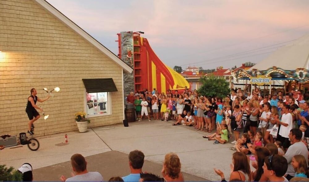 Фото Grande Shores Ocean Resort