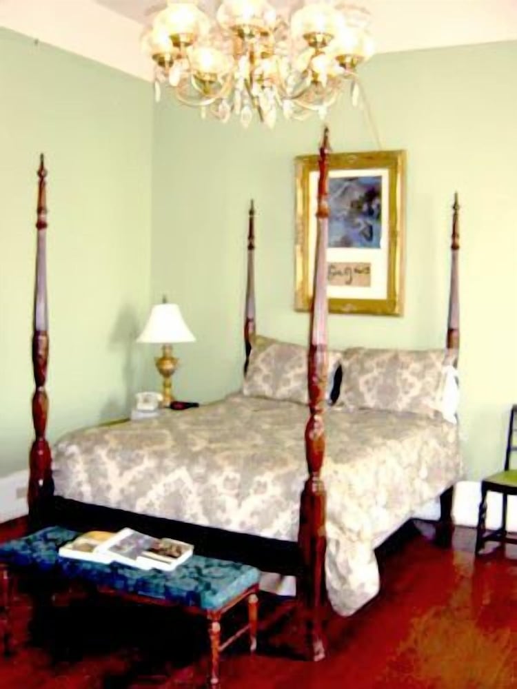 Фото Degas House