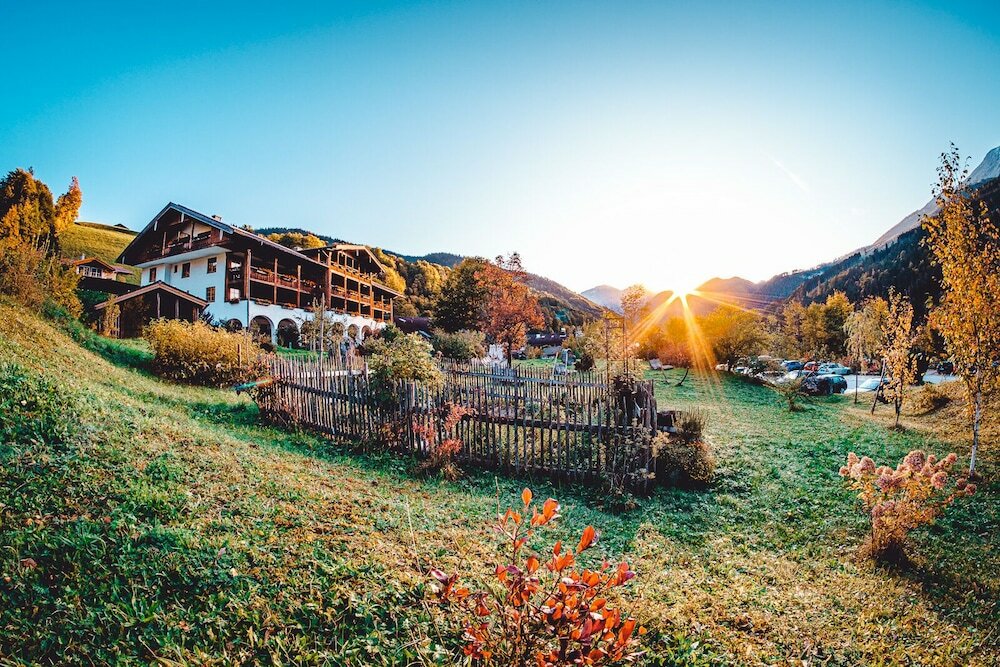 Фото Berghotel Rehlegg