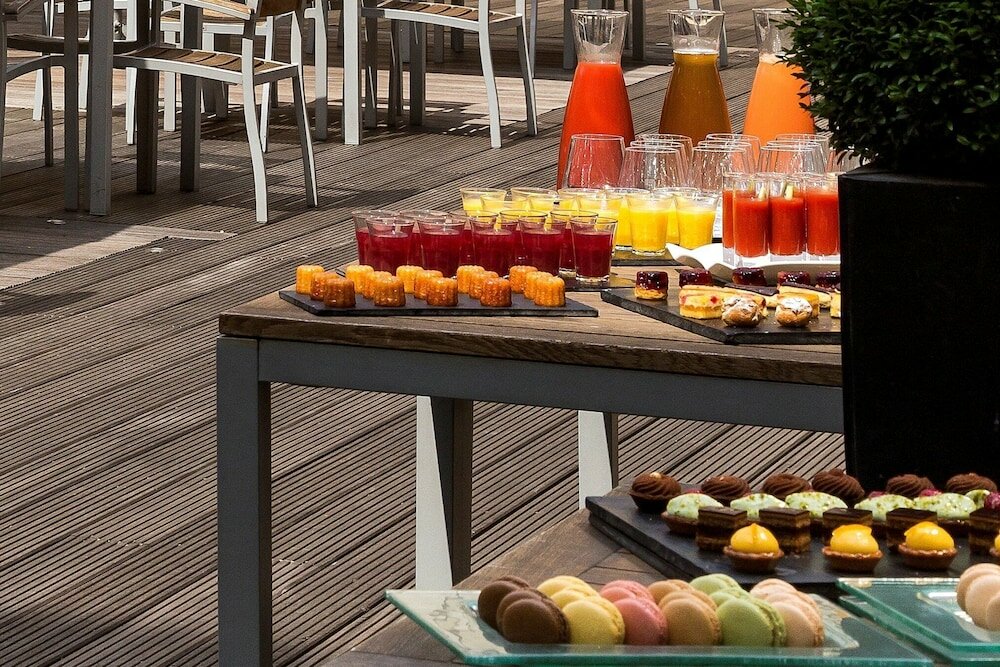 Фото Crowne Plaza Paris Republique