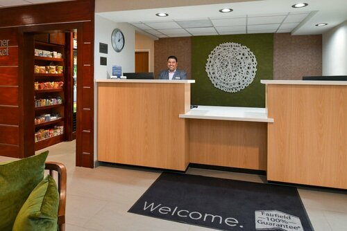 Гостиница Fairfield Inn & Suites by Marriott Arlington Six Flags