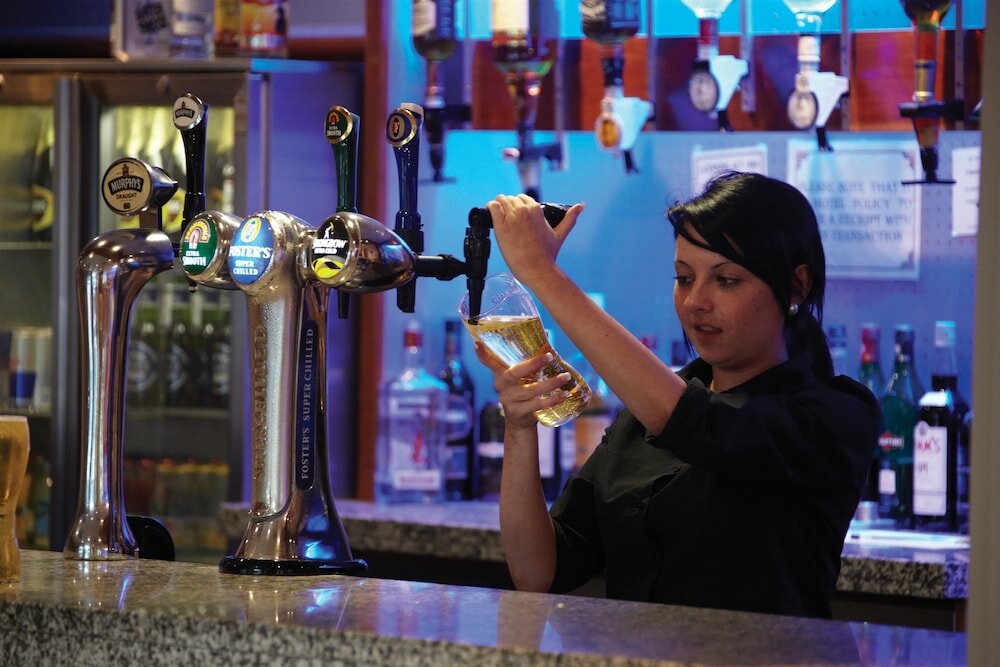 Фото Best Western Manchester Altrincham Cresta Court Hotel