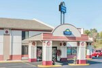 Days Inn & Suites by Wyndham Youngstown Girard Ohio