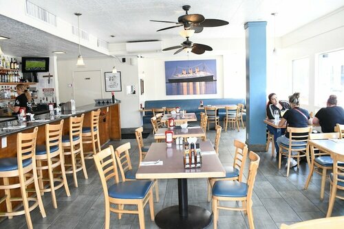 Внешний вид отеля Travelodge by Wyndham Long Beach Convention Center в Лонг-Бич, фото 4