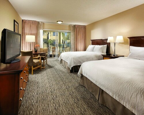 Гостиница Anaheim Portofino Inn and Suites в Анахайме