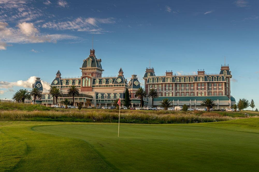 Фото отеля 2