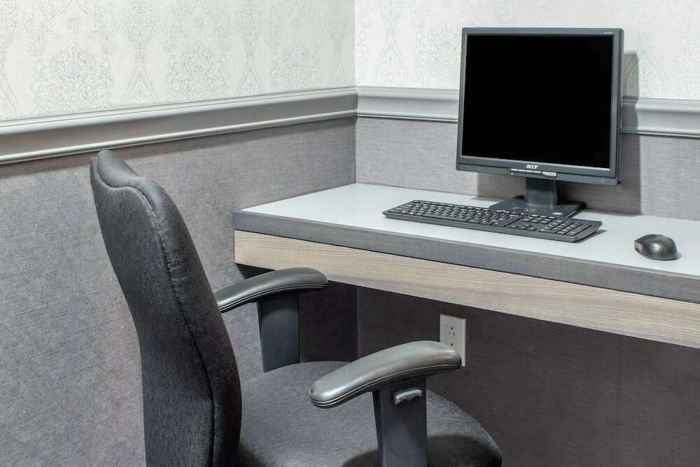 Фото Chateau Moncton Trademark Collection by Wyndham