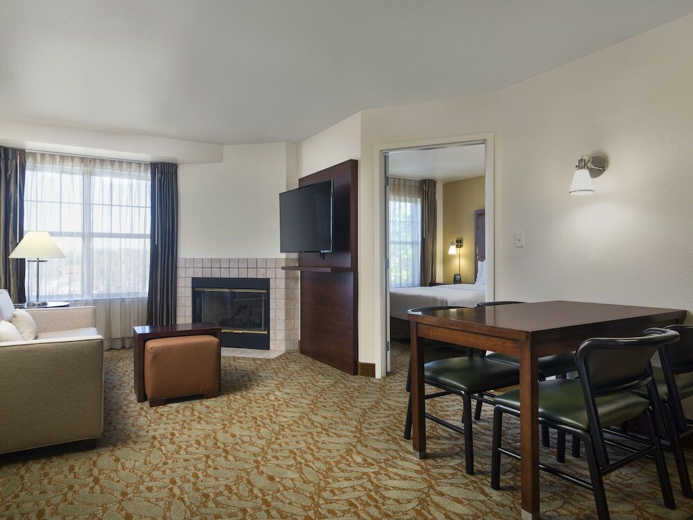 Фото Homewood Suites by Hilton Newark-Fremont