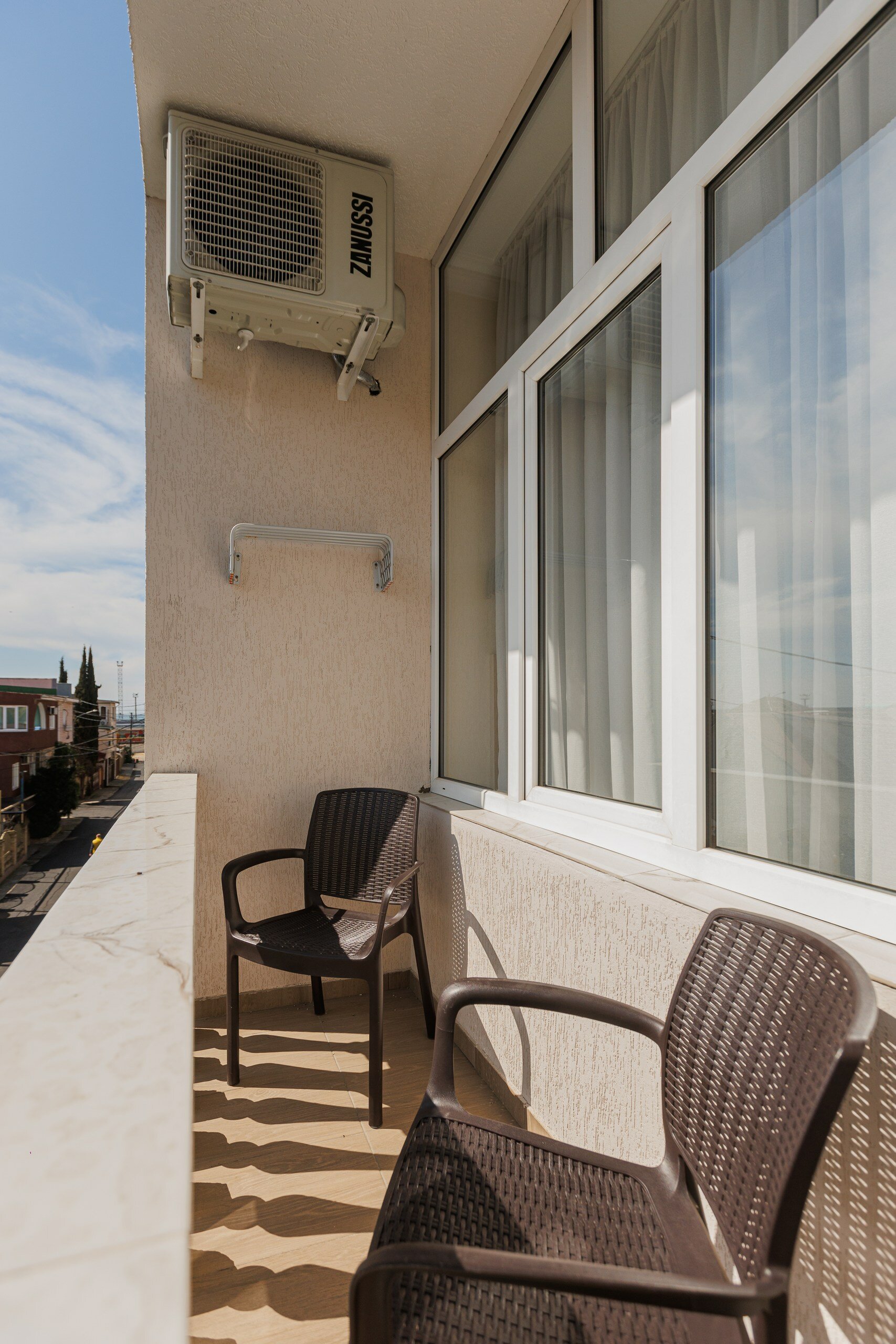 Фото Зелёный попугай