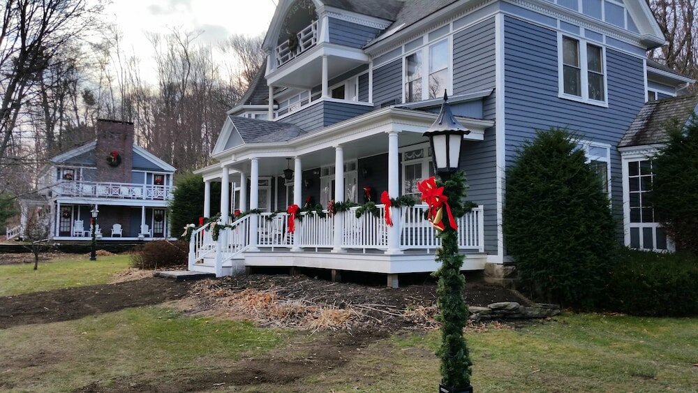 Фото The Cornell Inn, Lenox