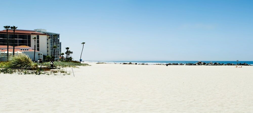 Фото Coronado Beach Resort