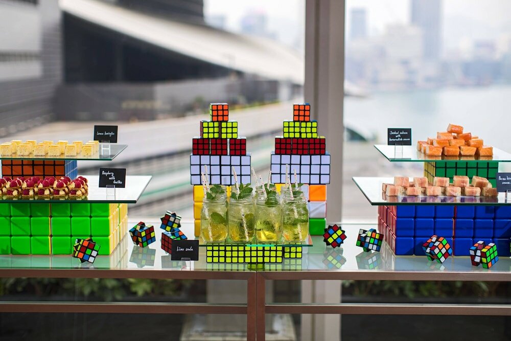 Фото Renaissance Hong Kong Harbour View Hotel