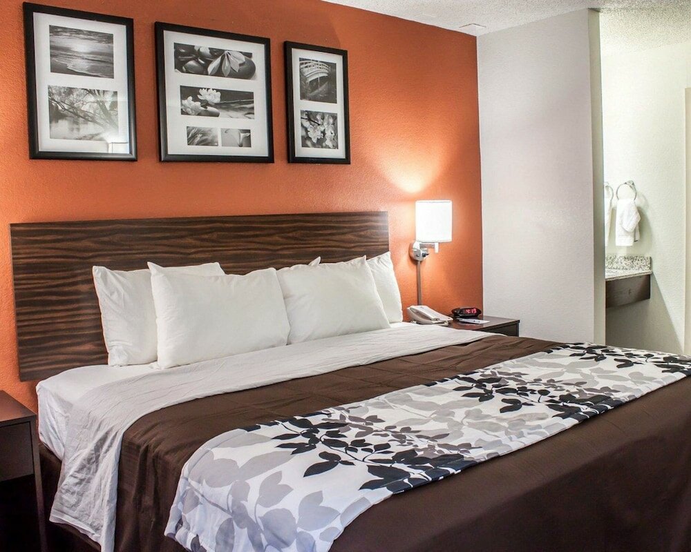 Фото Sleep Inn Arlington Near Six Flags