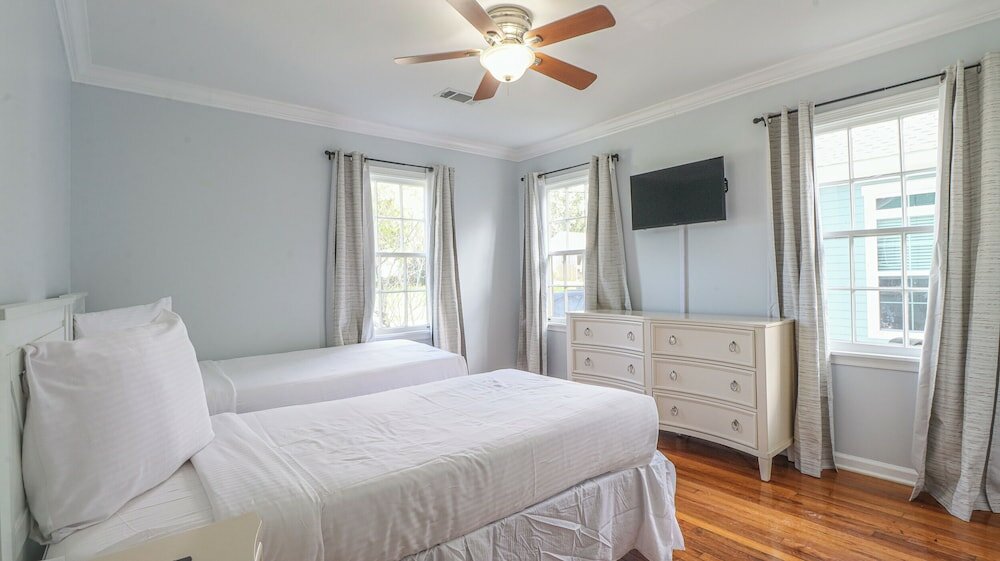 Фото House on Acacia