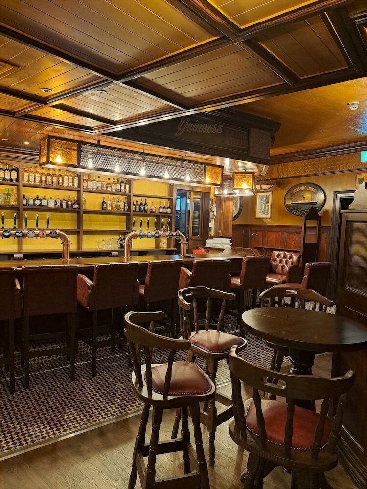 Фото Coachmans Inn