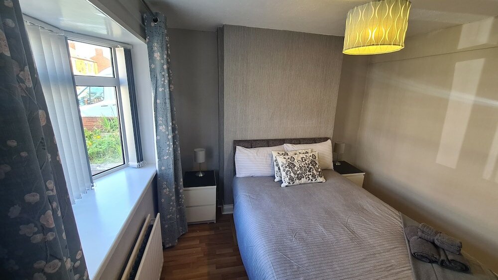 Фото Ravenhill Town house Belfast