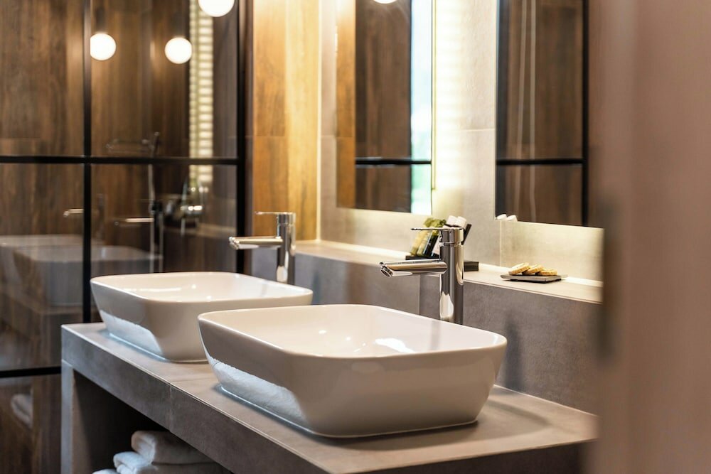 Фото Mirabilis Boutique Hotel