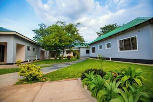 Гостиница Lulu Guest Lodge
