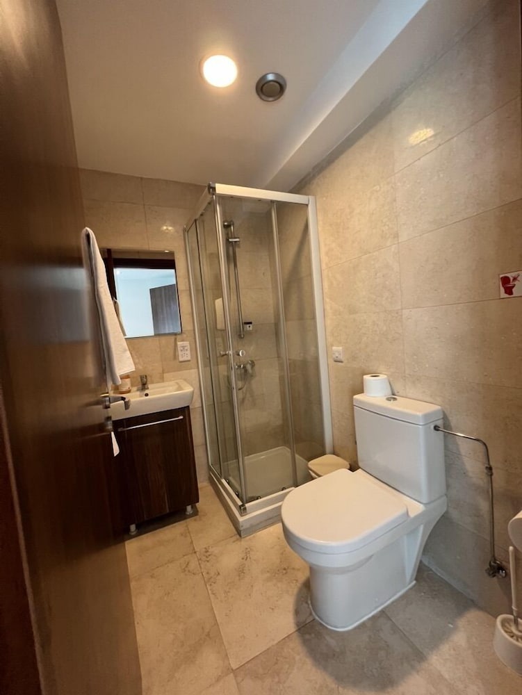 Фото Aphrodite Plaza