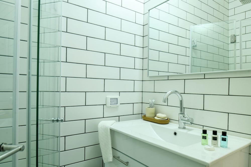 Фото Simple Living in Tel Aviv by Sea N' Rent