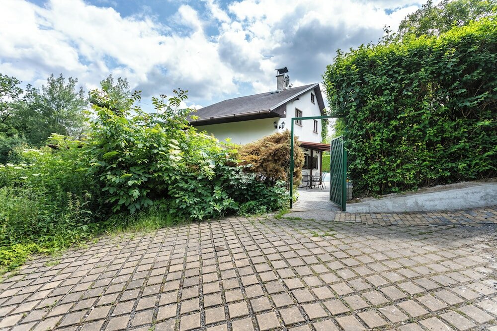 Фото Cottage with pool playground and privacy