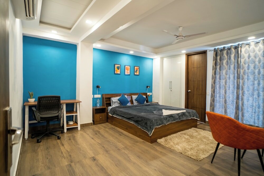 Фото FlxHo Uno - Golf Course Road