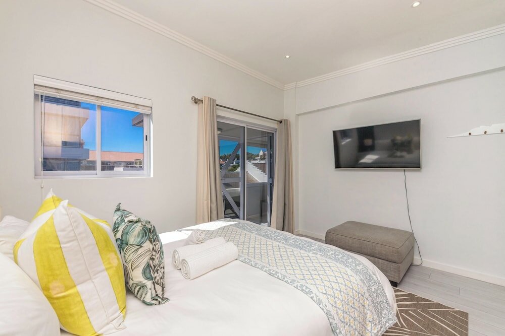 Фото Eaton Square 15