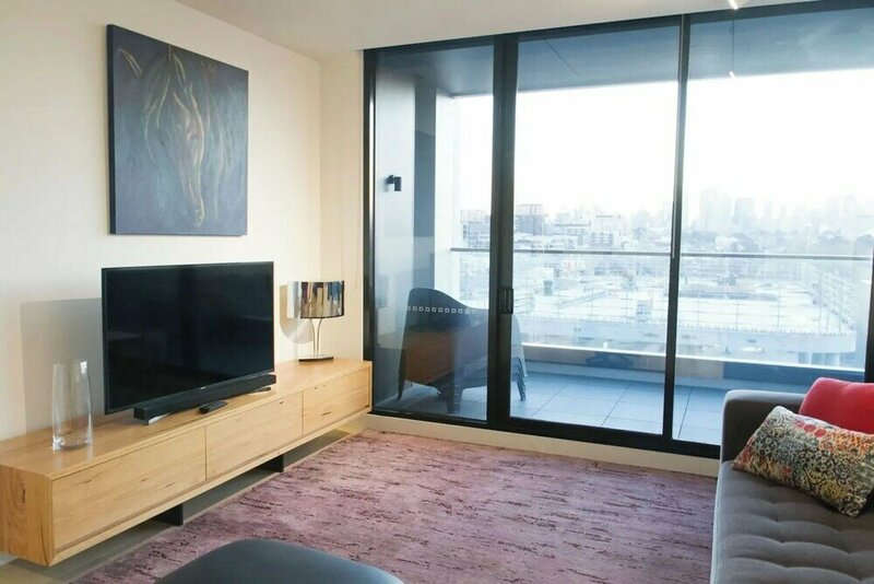 Апартаменты Modern + Spacious 2bd/2bath - Stunning City Views! в Мельбурне