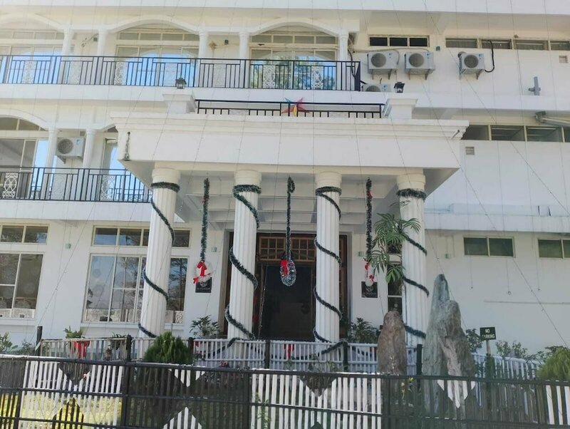Гостиница La Nicholas Dei Da Kine Resort