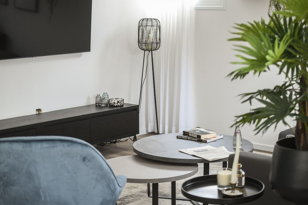 Фото Relax in a Rural Retreat 2br Apt wGarden