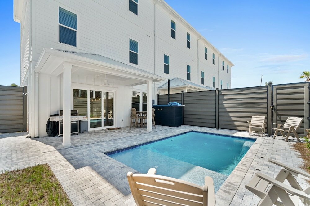 Фото Beach House - Elevated Escape by Phg