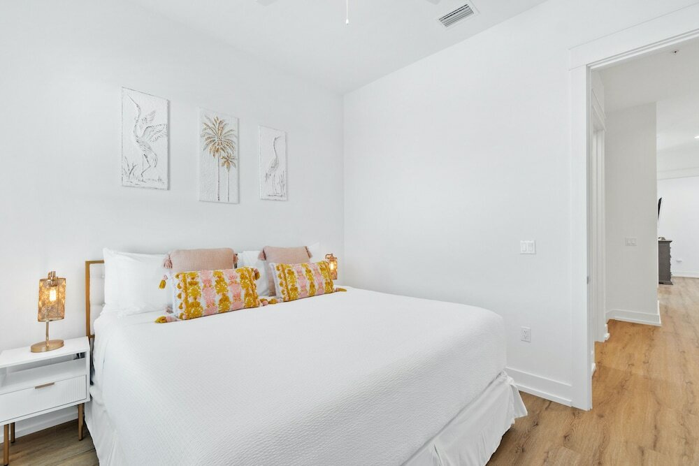 Фото Beach House - Elevated Escape by Phg