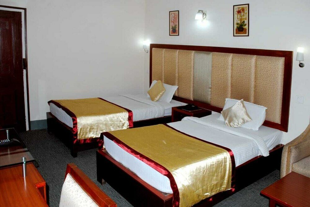 Фото Hotel Ambarish