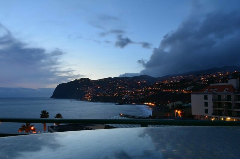 Гостиница Golden View Near the Beach by Madeira Sun Travel