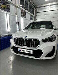 BMW Retrofit (Сочинская улица, 2Б), servicio de coches, centro de reparación de automóviles