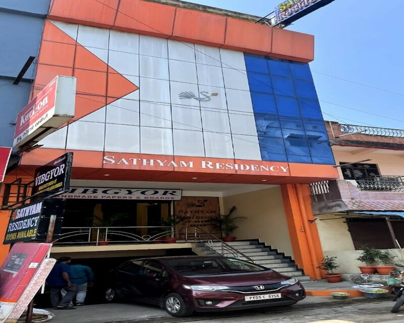 Гостиница Sathyam Residency